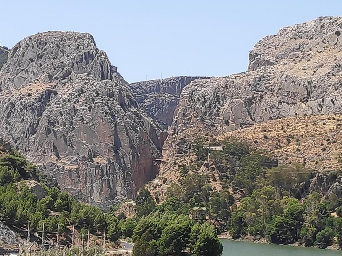 Refugio De El Chorro Villa Bagian luar foto