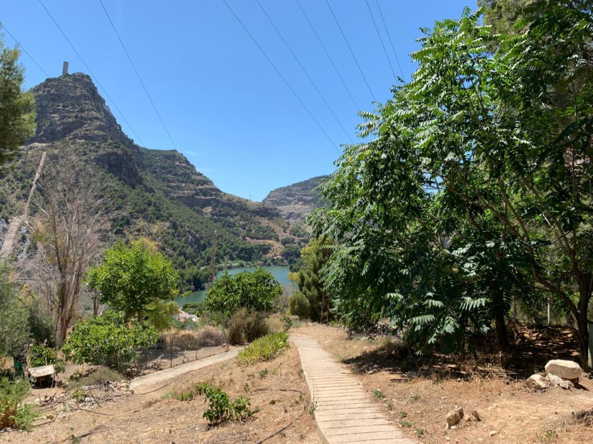 Refugio De El Chorro Villa Bagian luar foto
